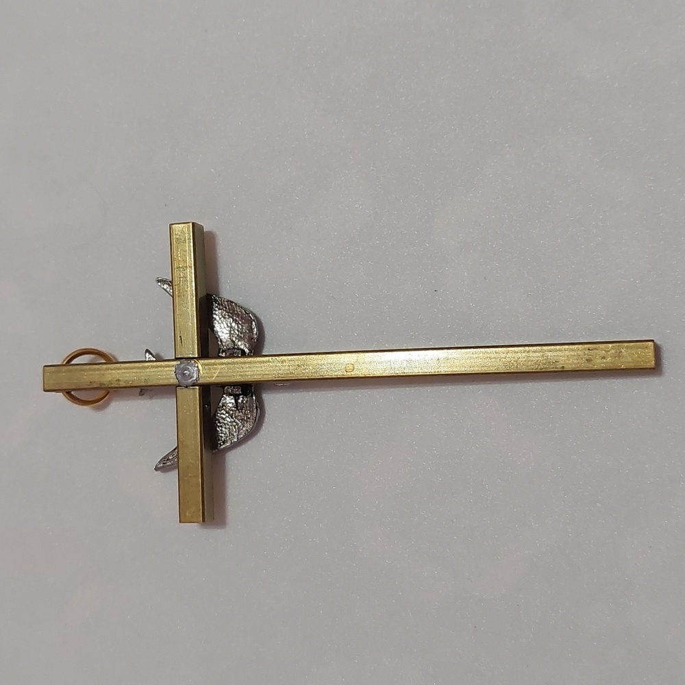 Dove Cross Wall Hanging Decor Accent Gold Tone Silver Tone - Picture 2 of 7